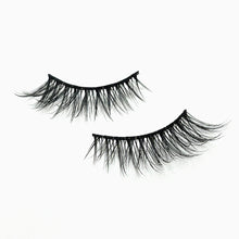 Load image into Gallery viewer, SUHANA - Pinky Goat Half Lashes Lash Set