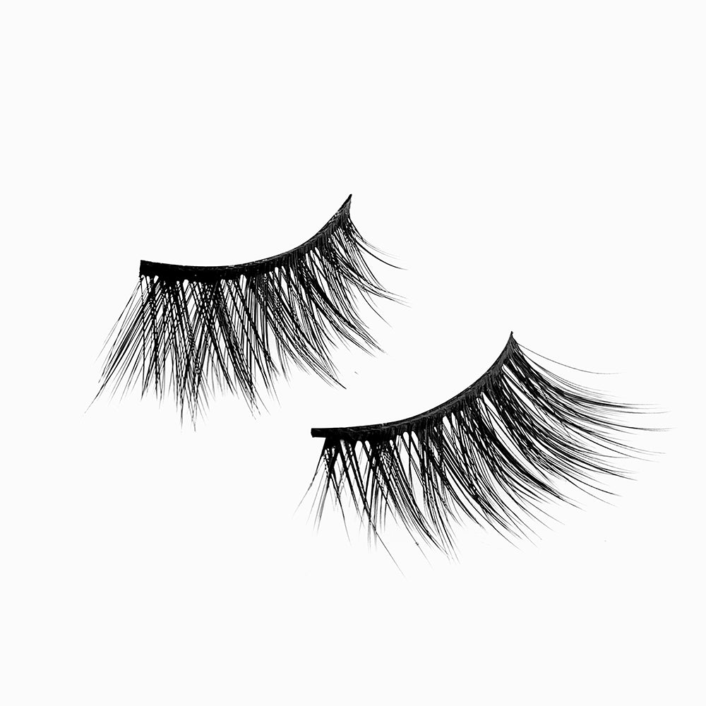JULIA - Pinky Goat Lashes